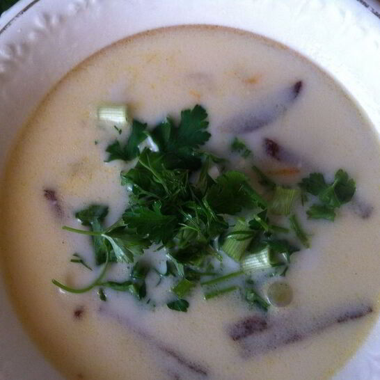 Рецепт сырного супа с колбасой