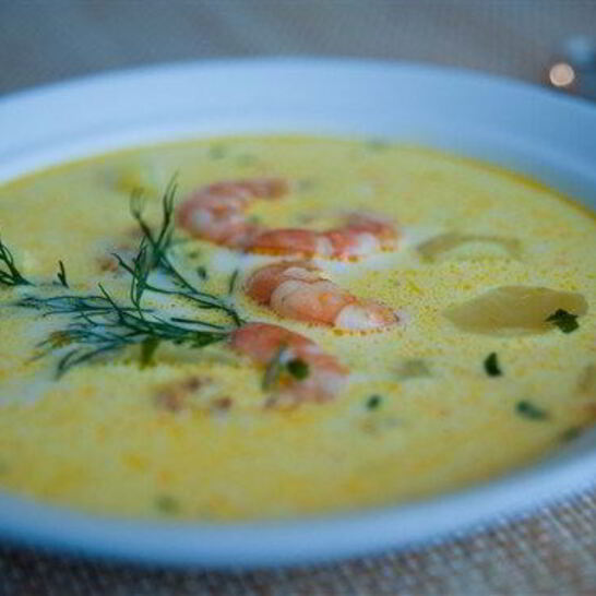 Рецепт сырного супа с креветками и зеленью