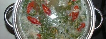 уха с раками и икрой. Шаг 24