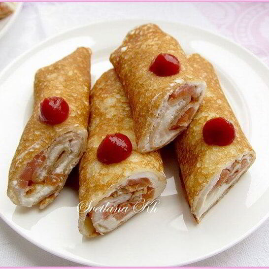 Рецепт блинчиков с копченой семгой и творожным сыром