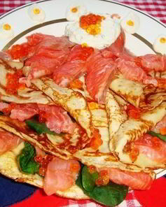 Блинчики с малосольной форелью