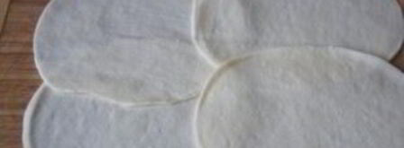 сырные блины из сулугуни. Шаг 3