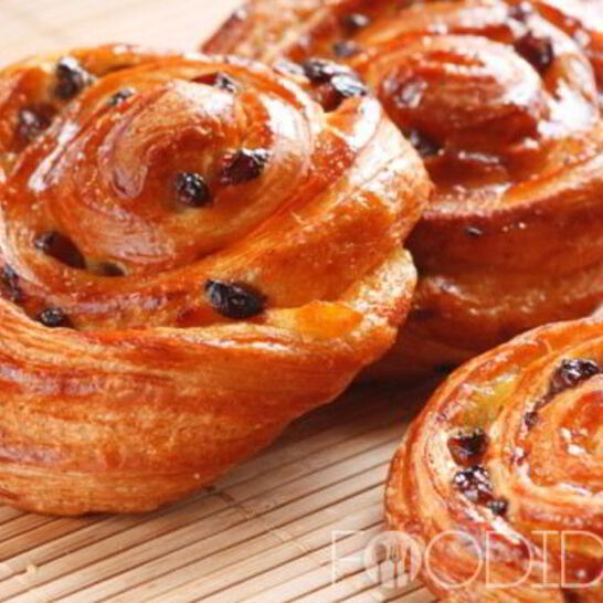 Рецепт булочек с изюмом