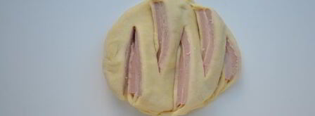 булочки-тюльпаны с колбасой. Шаг 10