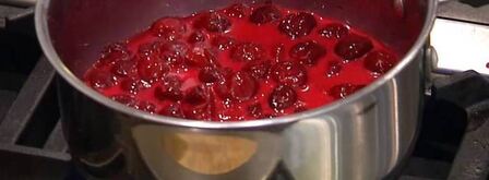 ватрушка с вишней. Шаг 12