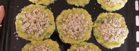 ватрушки картофельные с курицей. Шаг 9