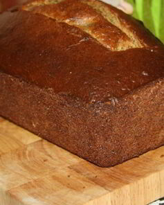 Кекс на кефире с маком, шафраном и цукатами