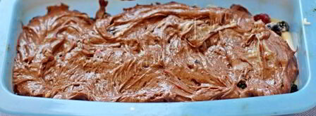 кекс с маком, какао и ягодами. Шаг 13