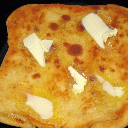 Рецепт хачапури с сыром на сковороде