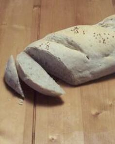 Итальянский хлеб с базиликом и орегано