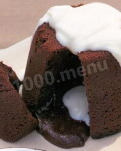 Шоколадный пудинг из хлеба и муки в духовке