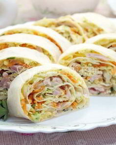 Быстрая закуска из лаваша