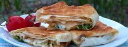 конвертики из лаваша с сыром и зеленью. Шаг 8