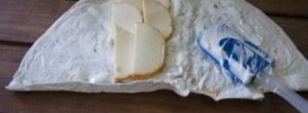 лаваш с копченым сыром. Шаг 4