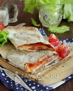 Лаваш с ветчиной и сыром в духовке