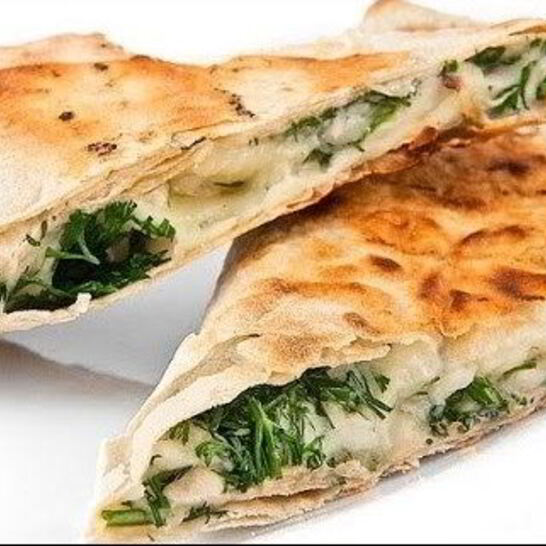 Рецепт сулугуней в лаваше на сковороде