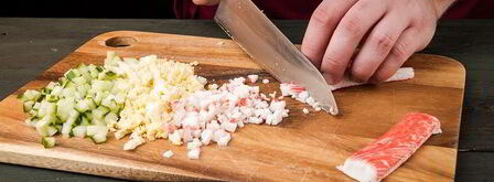 закуска в лаваше из крабовых палочек. Шаг 4