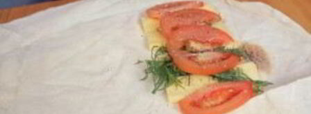 жареный лаваш с сыром и помидорами. Шаг 3