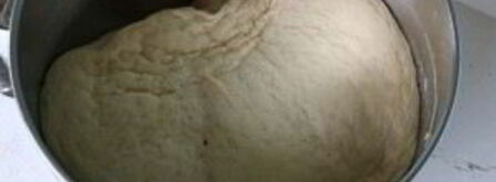 фокачча с маслинами и розмарином. Шаг 7