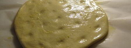 фокачча с пармезаном и пряными травами. Шаг 3