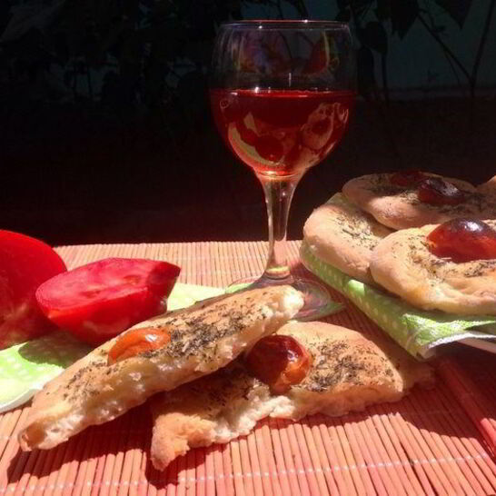 Рецепт фокаччи с помидорами черри и итальянскими травами