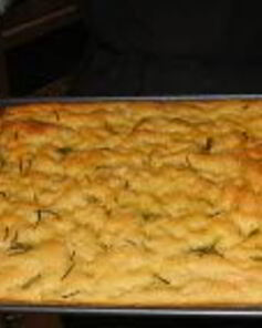 Фокачча с розмарином и фокачча с оливками и томатами