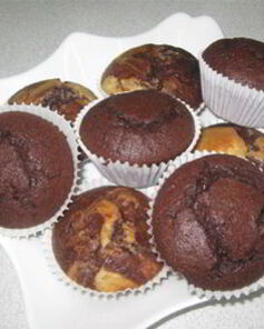 Цветущие пестрые маффины