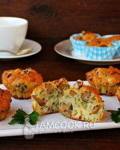 Закусочные маффины с лисичками