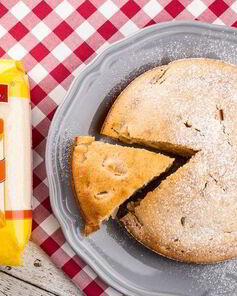 Нежный манник с яблоками