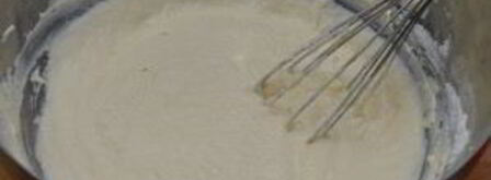 дрожжевые оладьи на молоке. Шаг 3