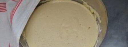 дрожжевые оладьи на молоке. Шаг 4