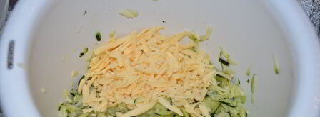 кабачковые оладьи с сыром. Шаг 4