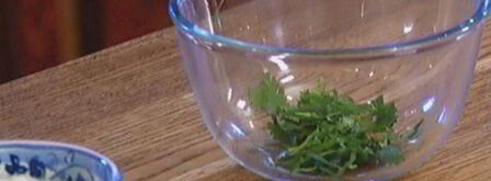 морковные оладьи на хрустящих крекерах с йогуртовым соусом. Шаг 11