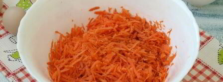 морковные оладьи с манкой. Шаг 4