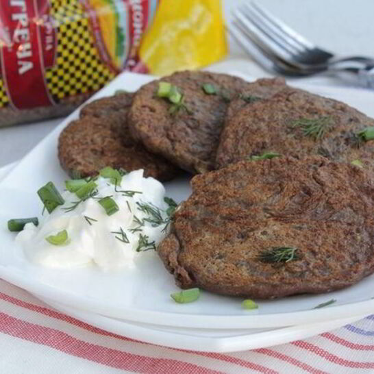 Рецепт печеночных оладий с гречкой