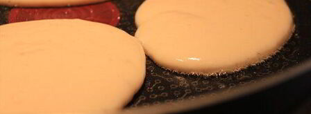 пышные оладушки на кефире. Шаг 6