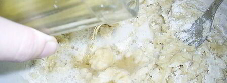 ложное слоеное тесто и рогалики с яблоками из него. Шаг 4