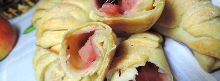 ложное слоеное тесто и рогалики с яблоками из него. Шаг 11