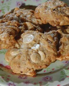 Ореховое печенье с белым шоколадом и кокосом