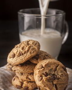 Печенье с шоколадными кусочками классическое