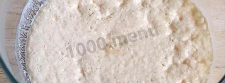 рогалики на кефире и дрожжах с повидлом. Шаг 3