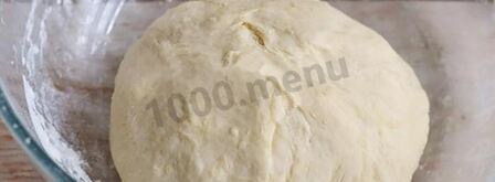 рогалики на кефире и дрожжах с повидлом. Шаг 4