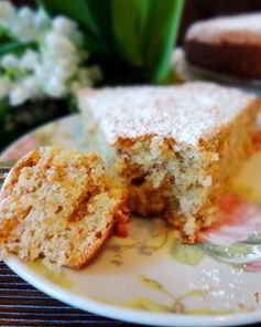 Нежный ореховый пирог с лаймом и кокосом