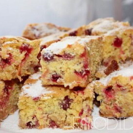 Рецепт пирога с белым шоколадом и клюквой