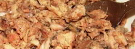 пирог с сайрой из слоеного теста. Шаг 4