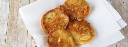 ленивые пирожки с яйцом и зеленым луком. Шаг 14