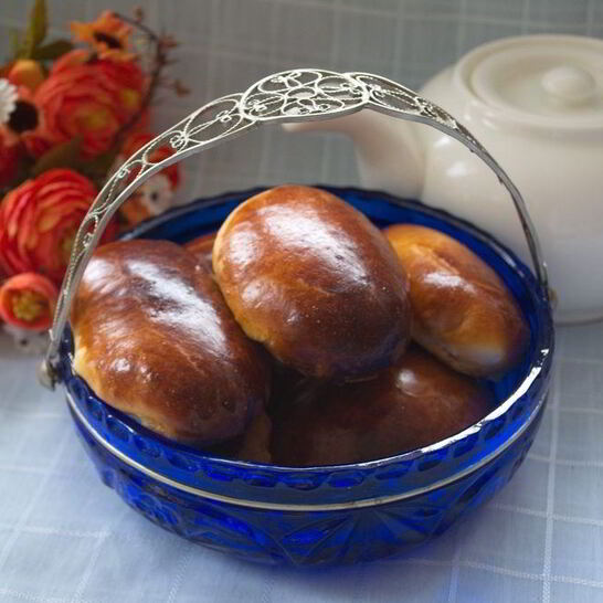 Рецепт печеных пирожков из дрожжевого теста