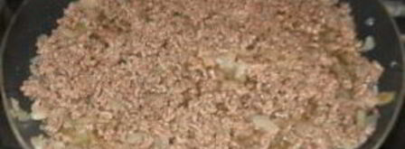 пирожки из слоеного дрожжевого теста. Шаг 3