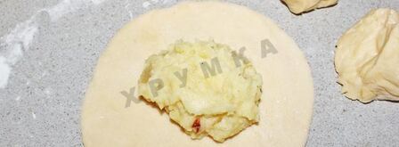 пирожки на сухом молоке дрожжевые в духовке. Шаг 20