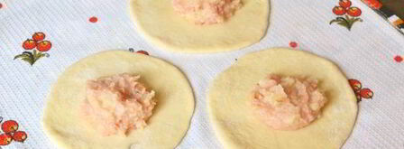 пирожки с курицей и картошкой в духовке. Шаг 13